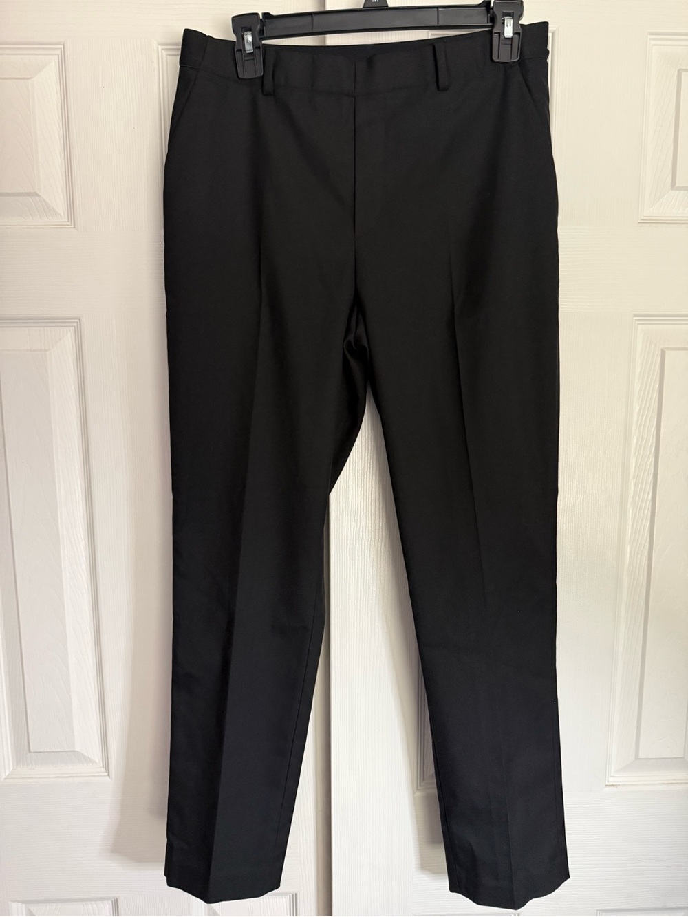 Black Uniqlo women’s Pants - Classic Straight Fit